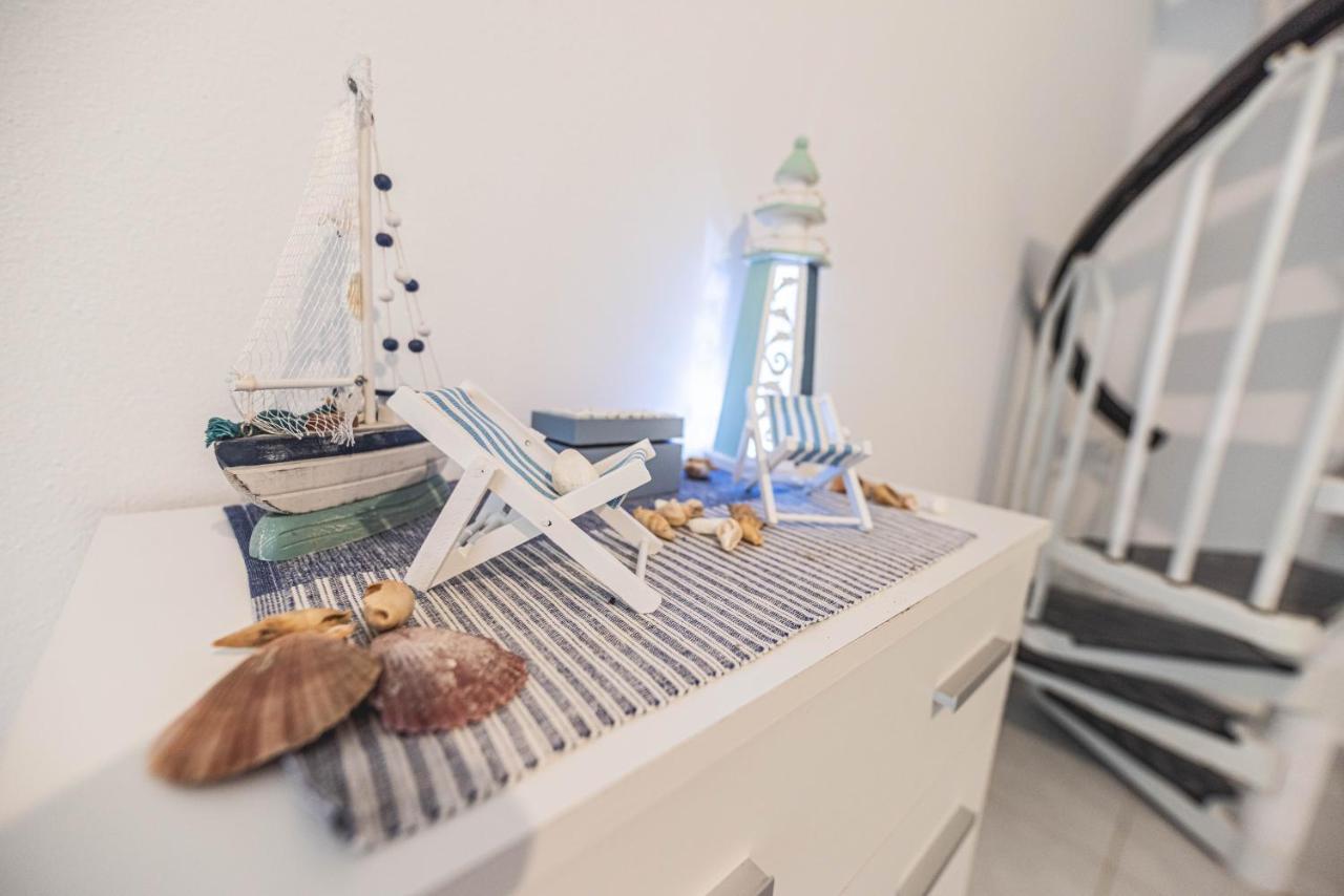 Jaana & Akis Holiday Home 1&2, Haraki Exteriör bild