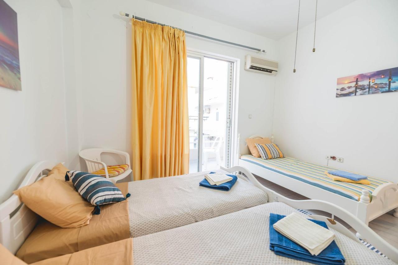 Jaana & Akis Holiday Home 1&2, Haraki Exteriör bild